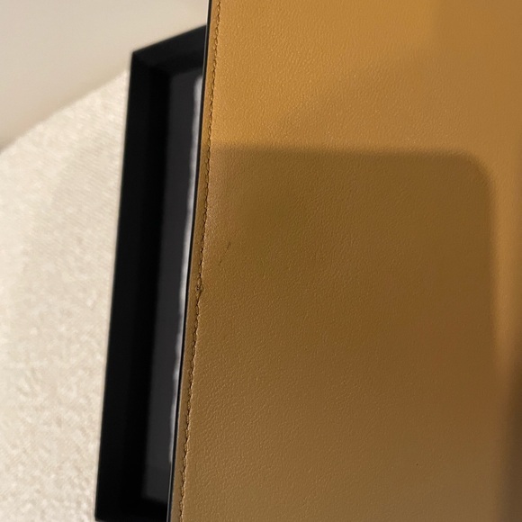 !!SOLD!! COACH Leather Notebook with Rexy Notebook Brass Turnlock - Picture 4 of 10